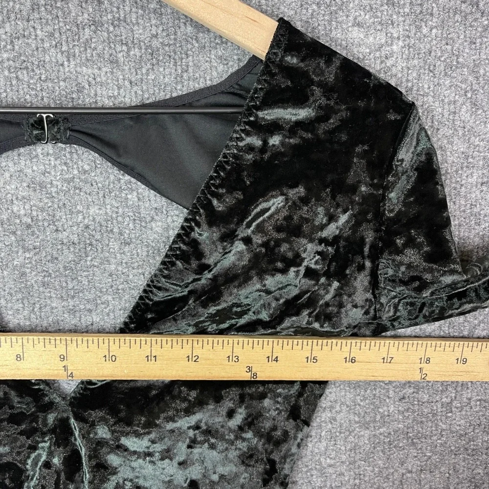 NEW Victoria's Secret Black Crushed‎ Velvet Bodysuit Long Sleeve V-Neck XS/S - Picture 4 of 9